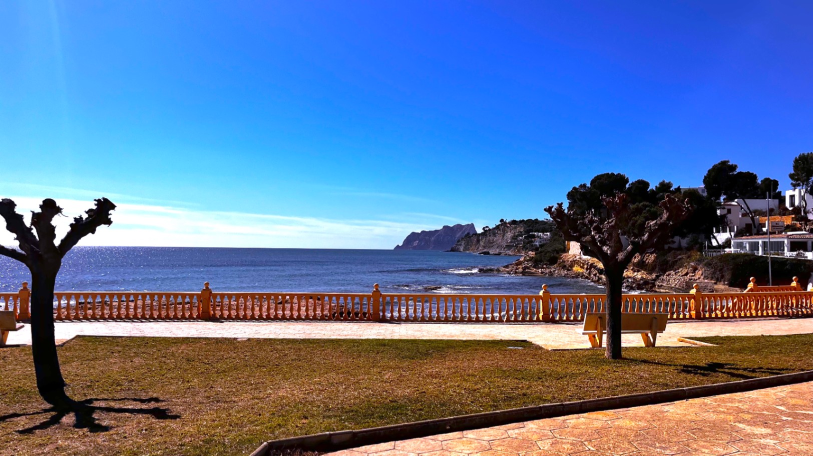Villa at the beach area of Moraira for sale