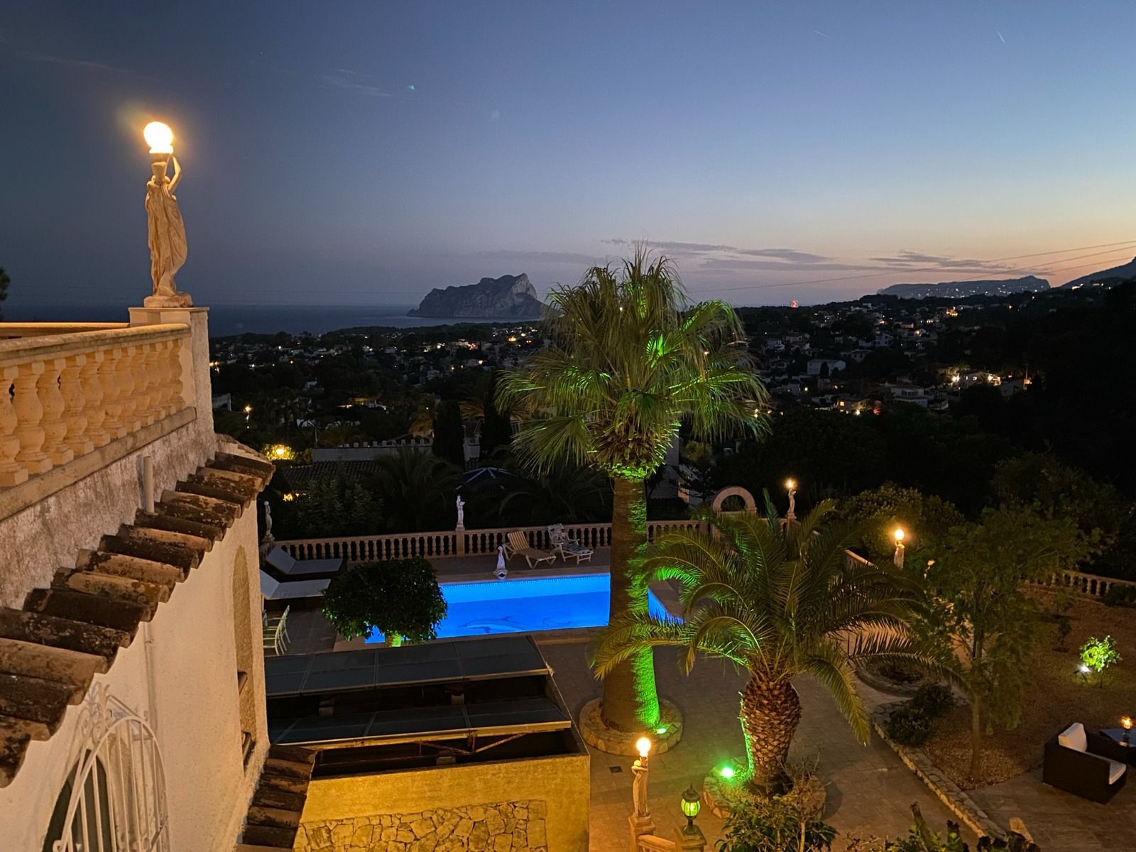 Fantastique villa avec vue panoramique sur la mer à Moraira