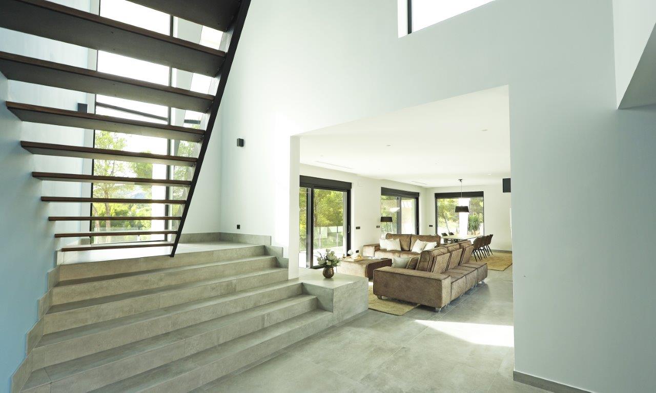 Gloednieuwe moderne villa in Altea