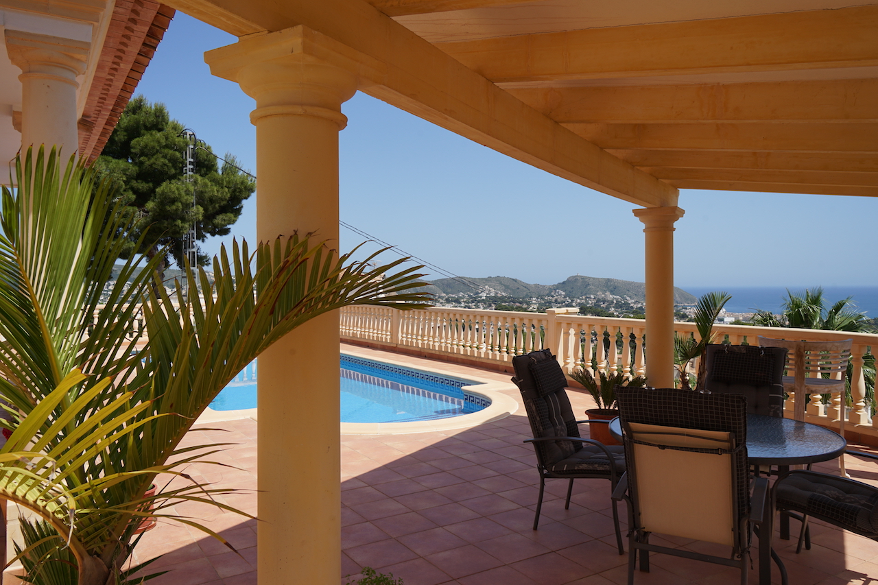 Villa de estilo classico von vistas panoramicas al mar en  Moraira