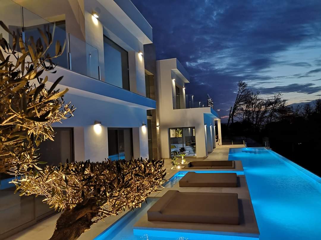 Luxe villa met uitzonderlijk uitzicht op zee in Adsubia Xabia