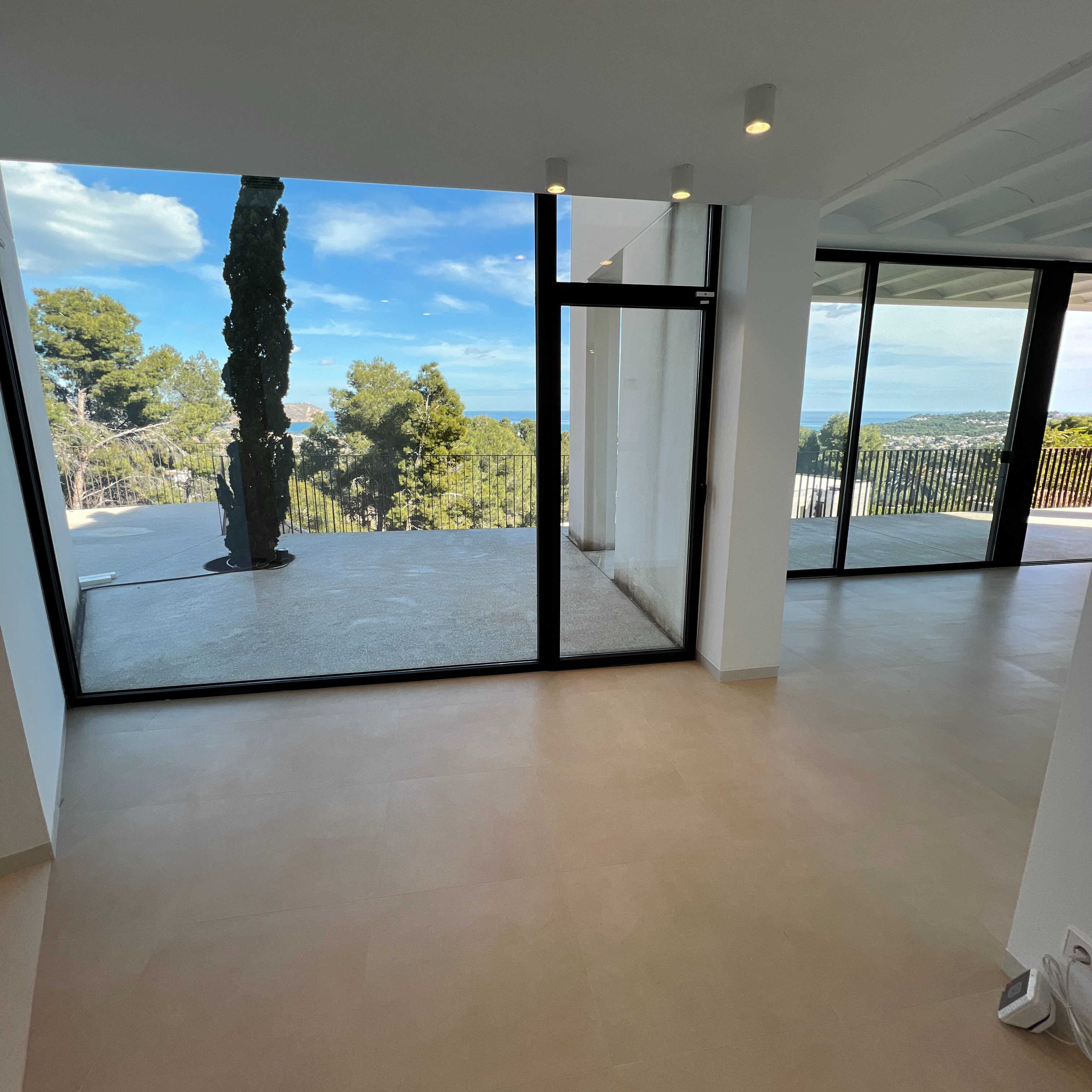 Luxe villa met fantastisch uitzicht op zee